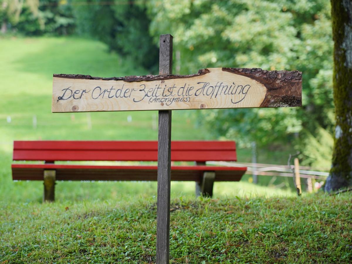 Bindestrich 21 Weg Grenzerhiasle 2 b